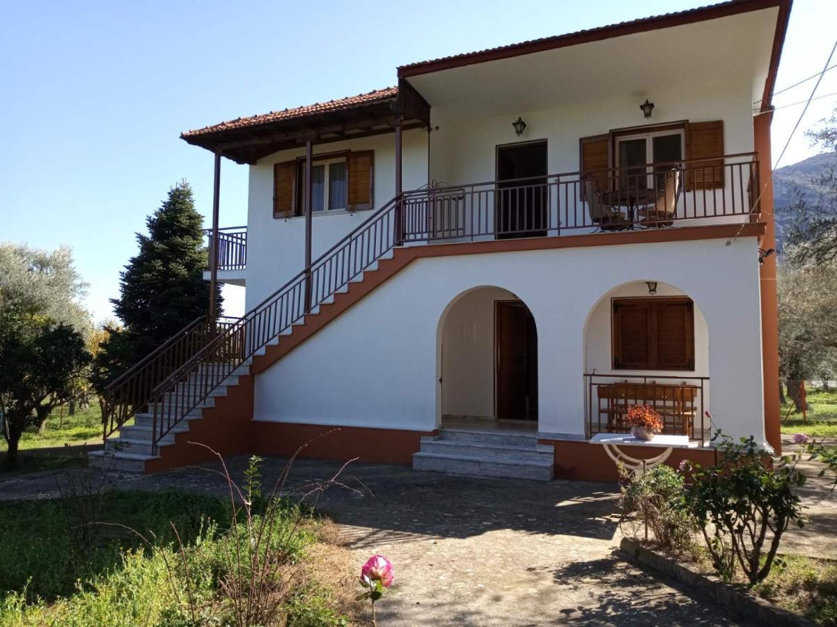 Manousi 2 - First Floor Mistras Exterior foto